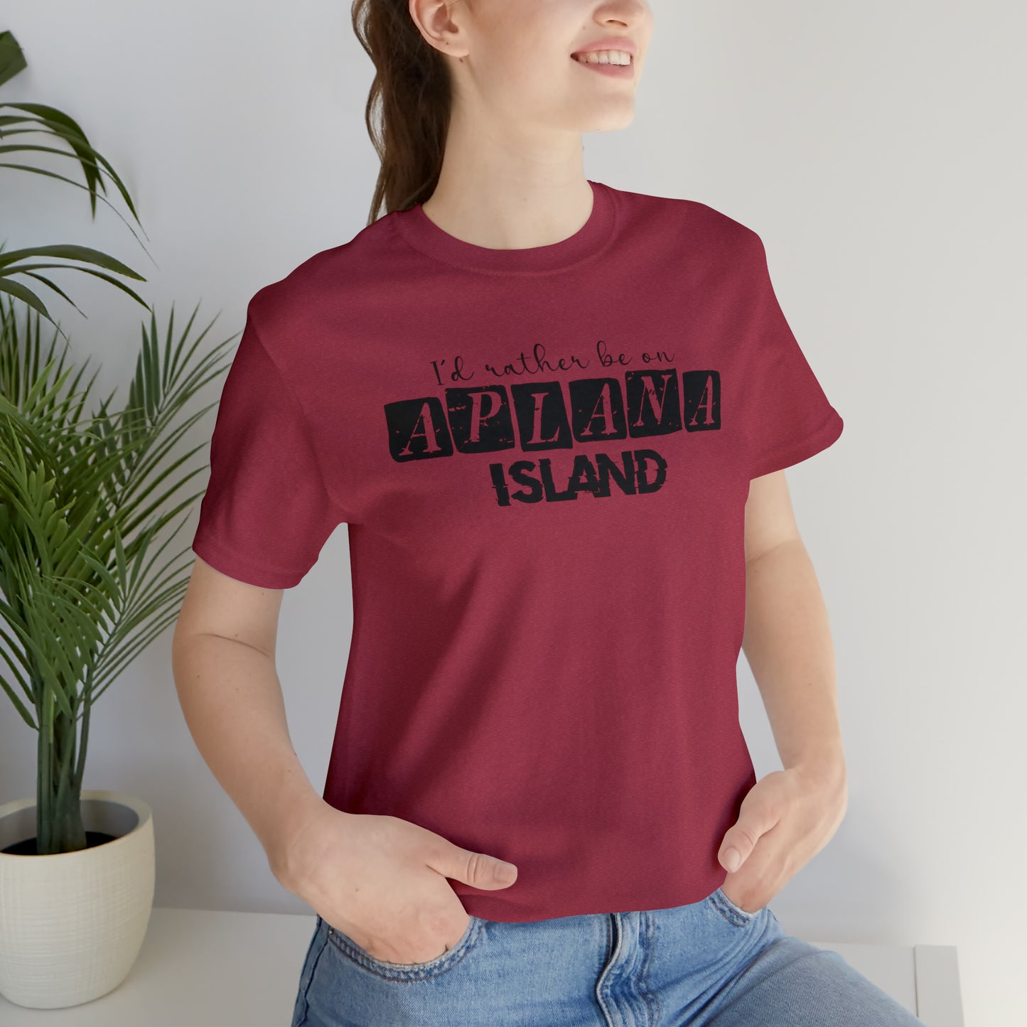 Aplana Island Tee