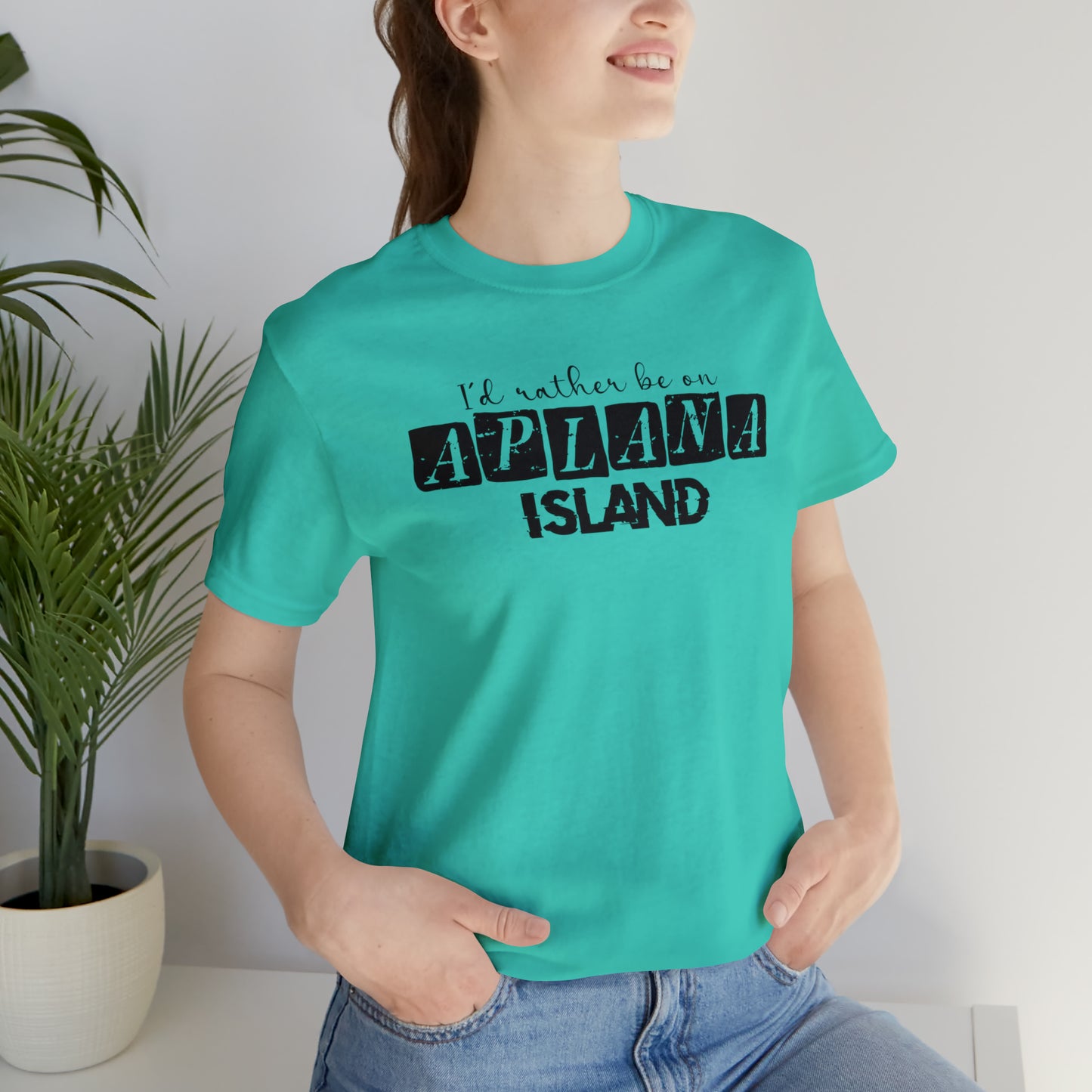 Aplana Island Tee