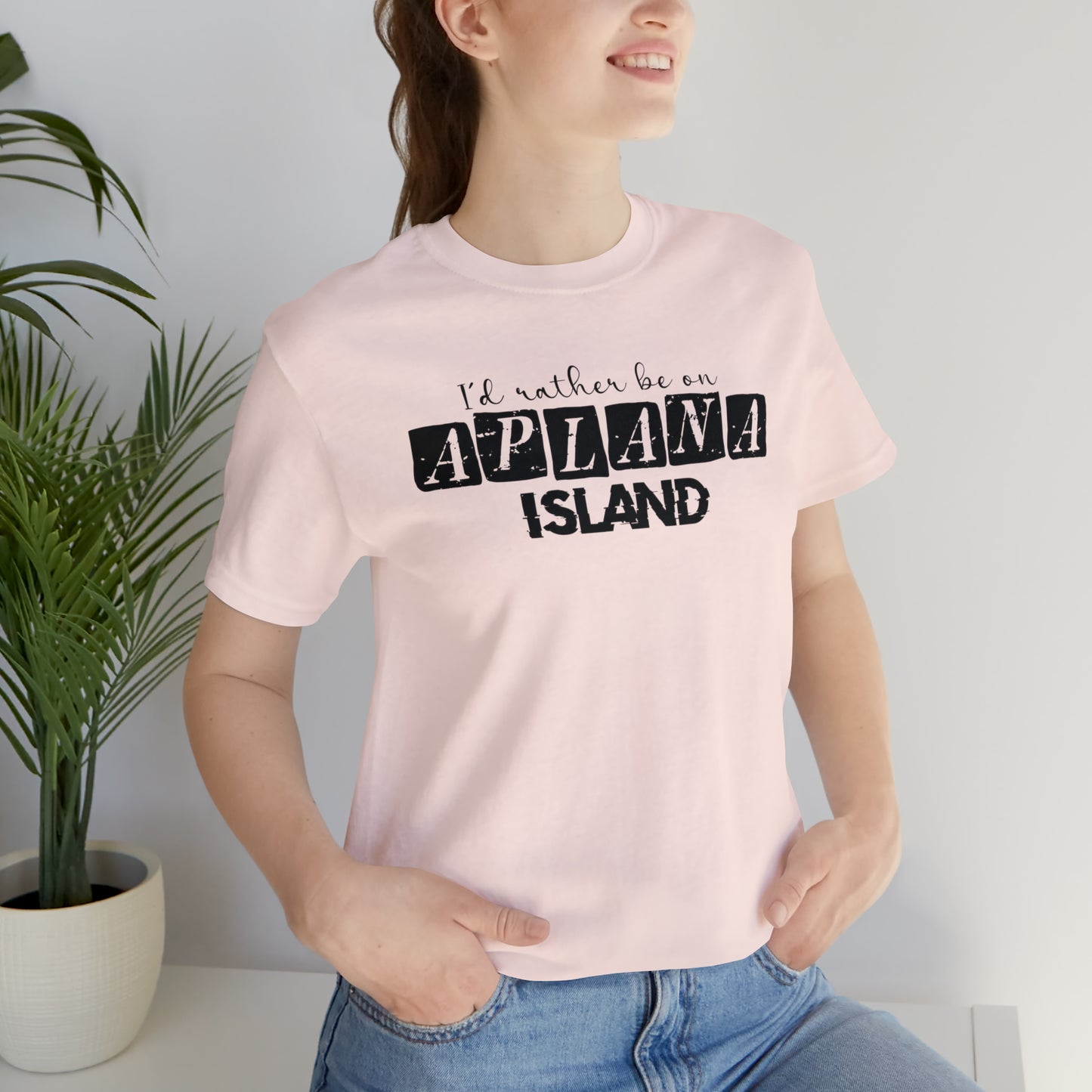 Aplana Island Tee