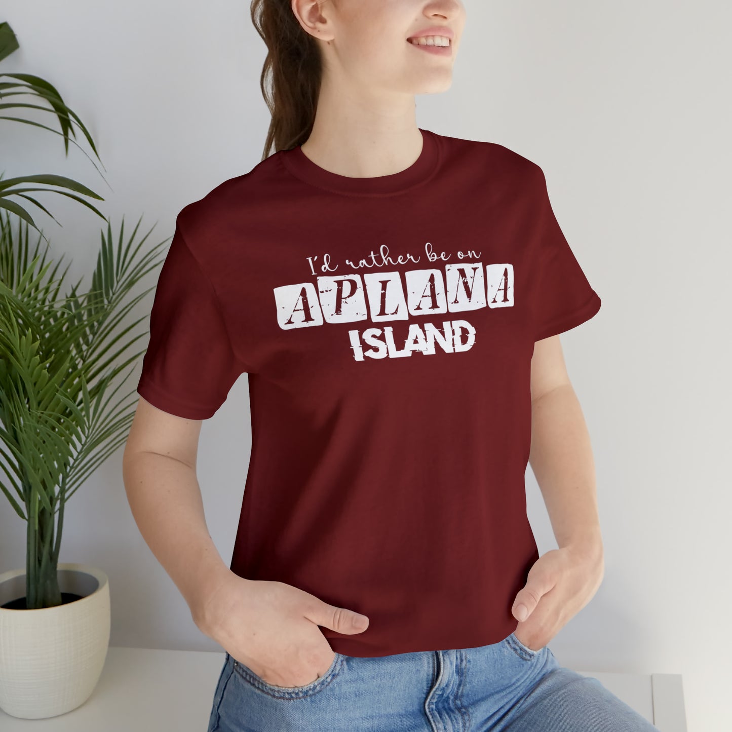 Aplana Island Tee