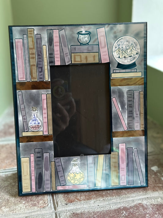 Signature Bookshelf Frames